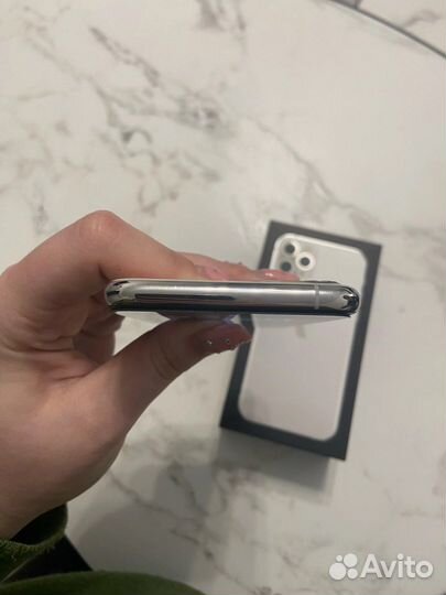 iPhone 11 pro 64 gb