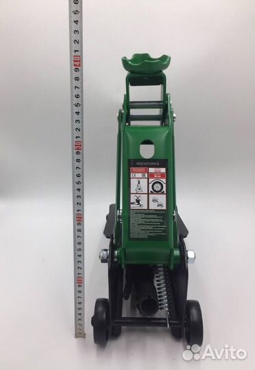 Подкатной домкрат 2.5т. h135мм - h395мм rockforce