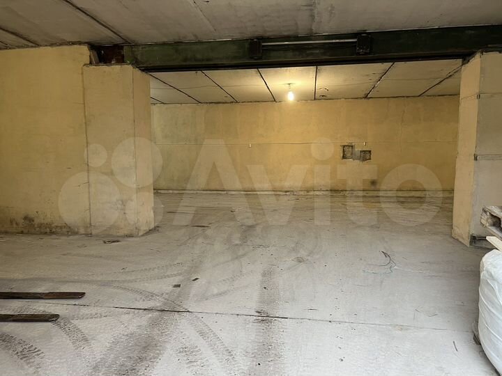 Склад, 300 м²