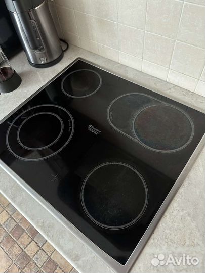 Варочная поверхность,духовой шкаф Hotpoint-Ariston