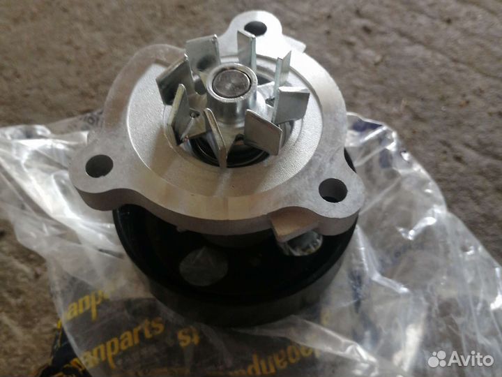 Помпа nissan QR25 x trail