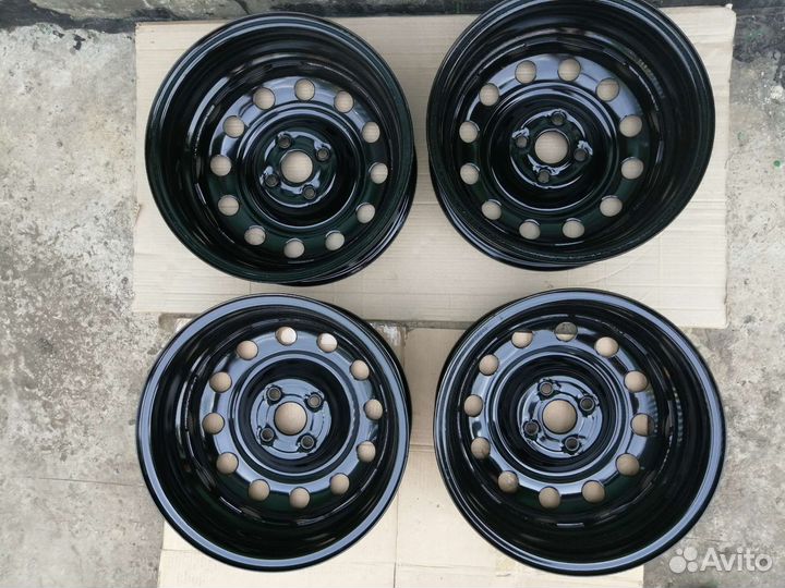 Штампованные диски на KIA RIO r15