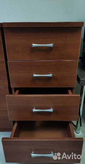 Рабочий-компьютерный стол