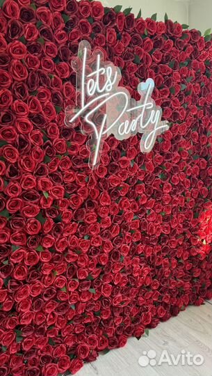 Фотозона из цветов, свадьба, день рождения