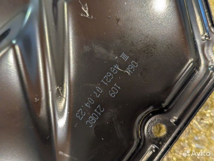 Крышка грм нижняя (с сальником) VAG EA888 1.8-2.0