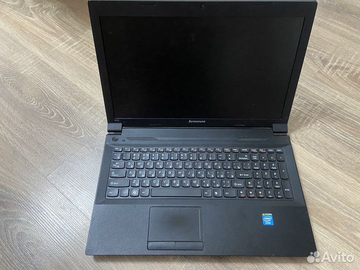 Lenovo b590
