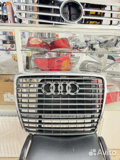 Решетка радиатора audi A6 09-11г