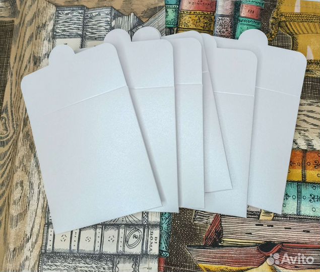 Конверт бумажный плотный