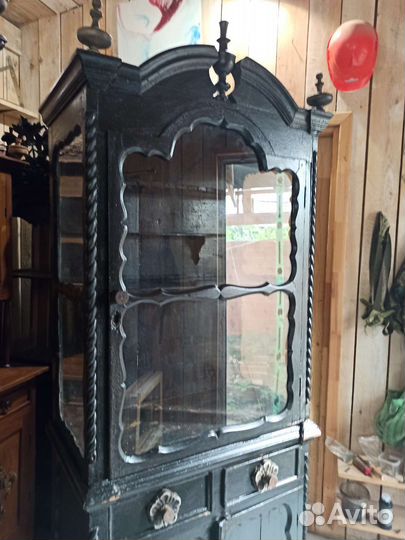 Буфет горка старинный антикварный
