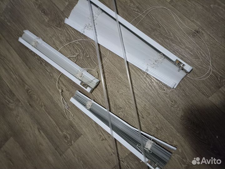 Жалюзи горизонтальные б/у