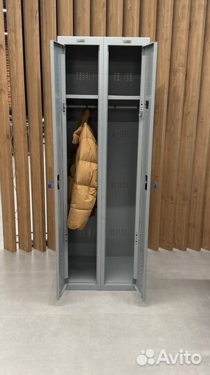 Шкаф металлический для раздевалок
