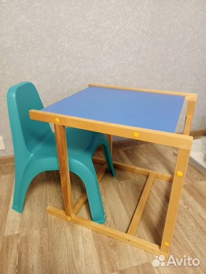 Детский стол и стул