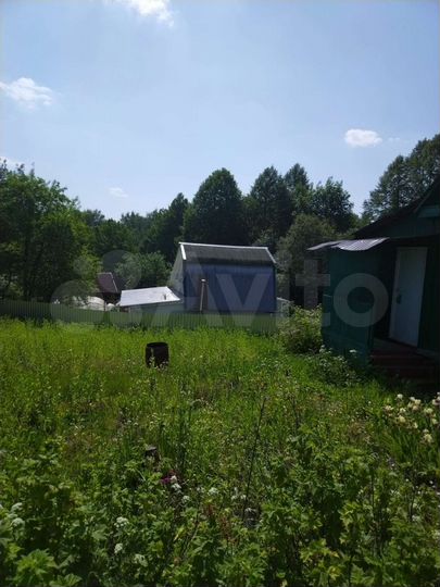 Дом 22 м² на участке 8 сот.