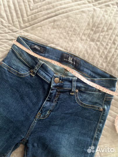 Джинсы скини