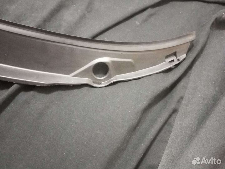 Дефлекторы лобового стекла Cherry жабо