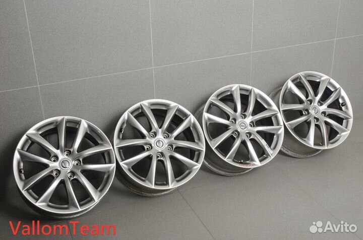 Лот UP25296647 Оригинальные 17-е диски nissan