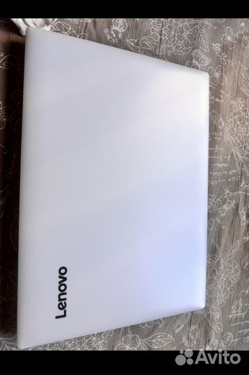 Ноутбук lenovo