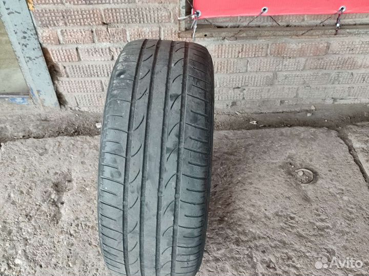 Bridgestone Dueler H/P 235/55 R17