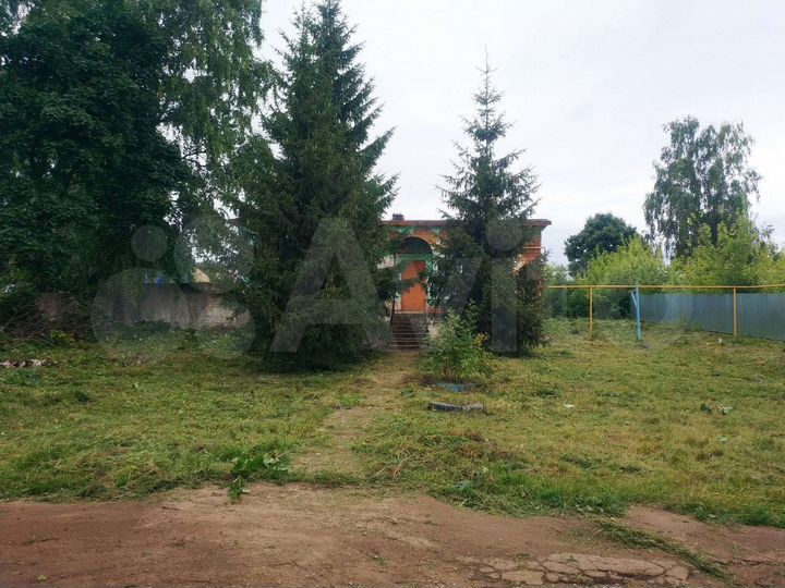 Дом 182,1 м² на участке 8,8 сот.