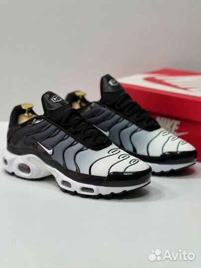 Кроссовки nike air max tn plus