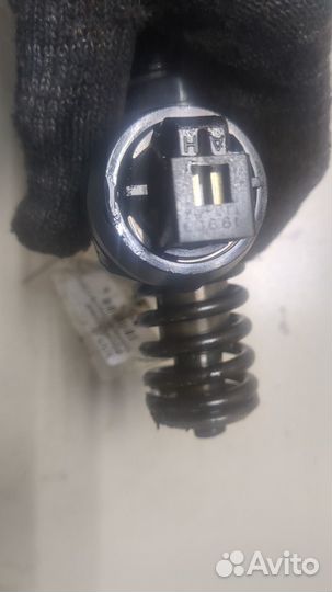 Форсунка топливная Volkswagen Transporter 5