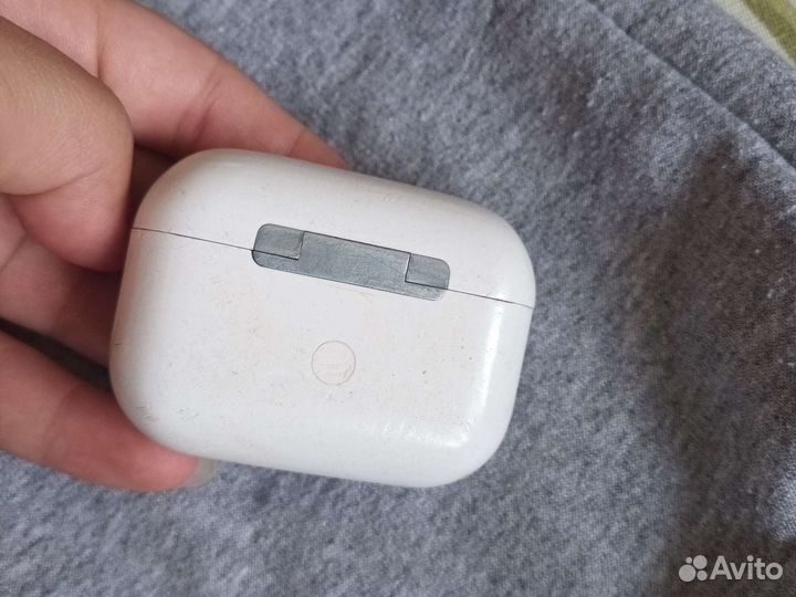 Беспроводные наушники airpods
