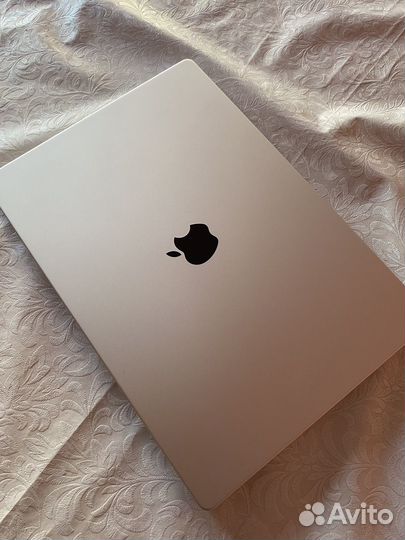 Apple MacBook Pro 16 M1