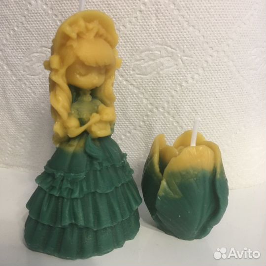 Восковая свеча Девочка с котенком