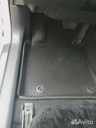 Автоковрики EVA Ford Focus 3 с бортиком - 1 эва