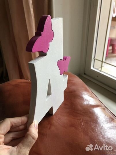 Интерьерная деревянная цифра 4