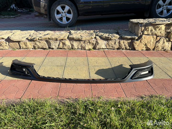 Диффузор на задний бампер audi q8