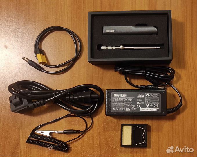 Паяльник TS100 (полный комплект)