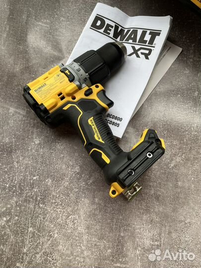 Ударная дрель шуруповерт DeWalt DCD805