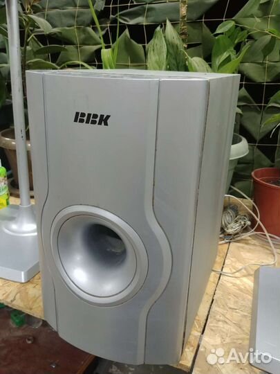 Сабвуфер BBK