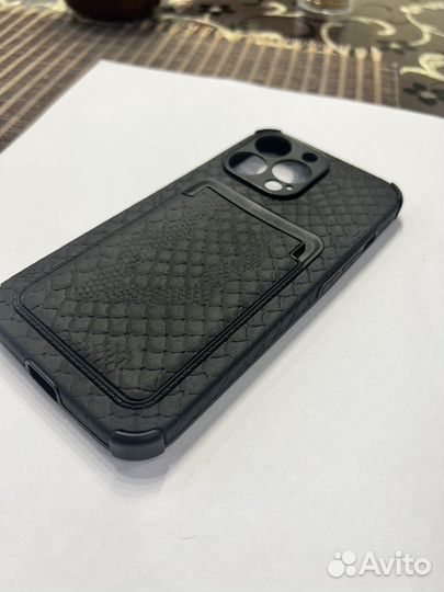 Чехол на iPhone 13 pro