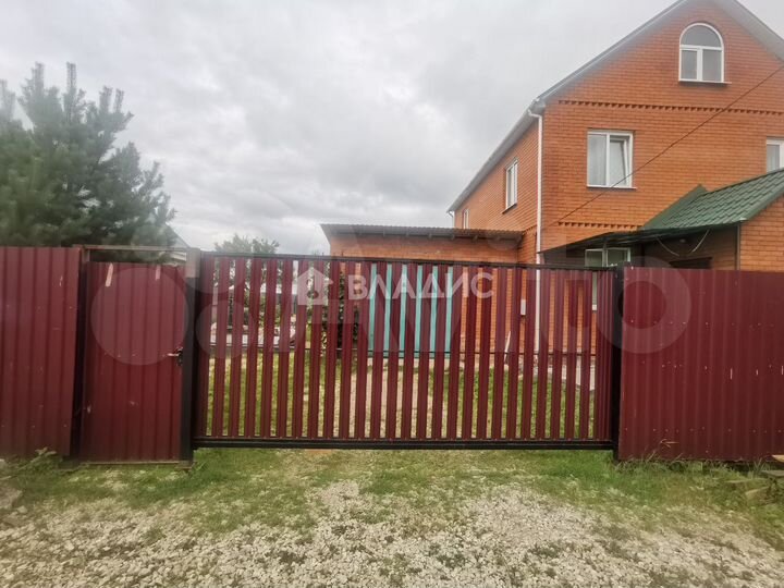 Дом 167 м² на участке 12 сот.