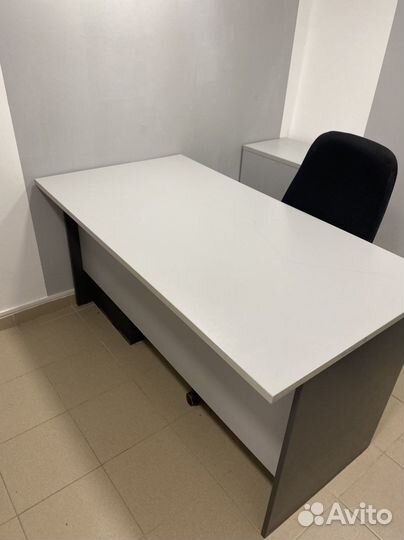 Офисная мебель бу