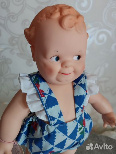 Кукла виниловая коллекционная