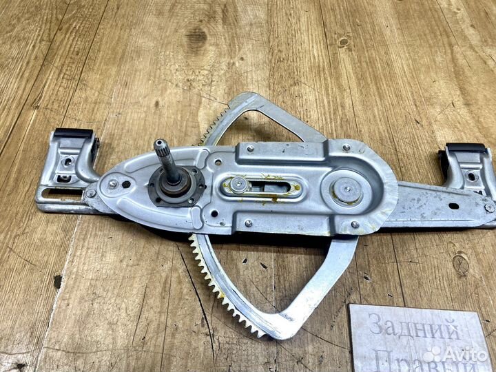 Стеклоподъемник задний правый Ford Focus 2 05-11г