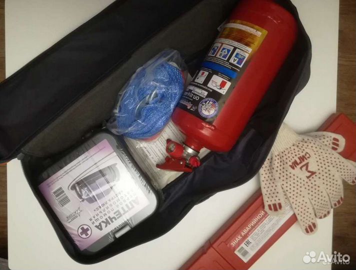 Набор автомобилиста новый с салона