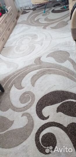 Ковер шерстяной, 1.5м : 2.3м