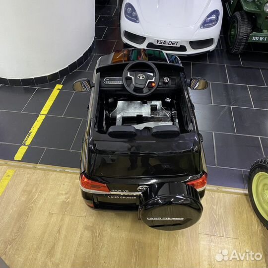 Электромобиль