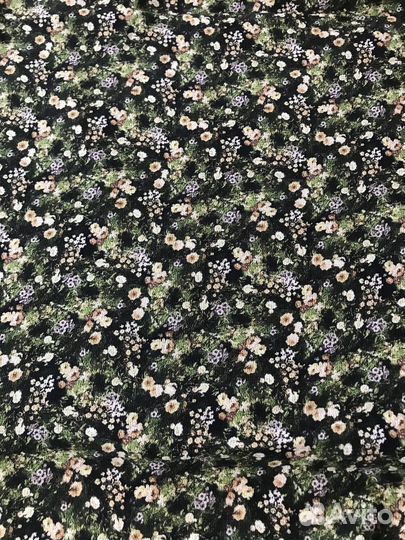 Отрезы тканей пакетом 6 отр. шелк/трикотаж/макраме