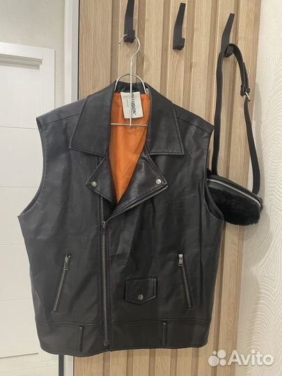 Жилетка кожаная xs оверсайз