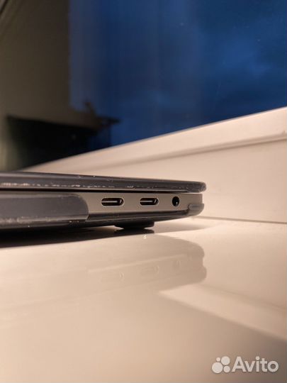 MacBook Pro 16 late 2019 i9 2.3 16gb/8gb/1tb