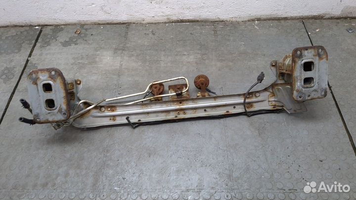 Усилитель бампера передний Mitsubishi Outlander XL