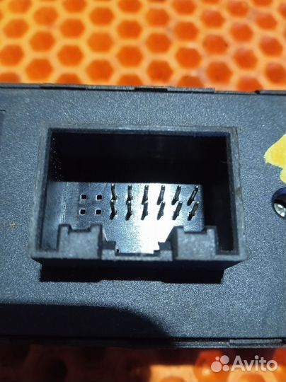 Блок управления стеклоподьемниками Lifan Smily