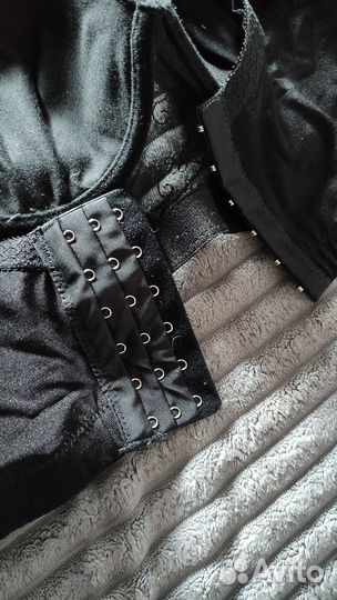 Бюстгальтер с корсетом новый