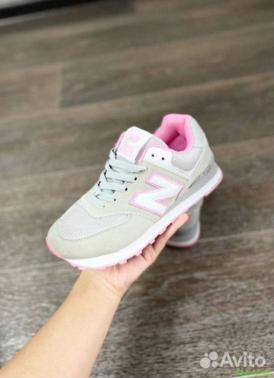 Кроссовки женские new balance