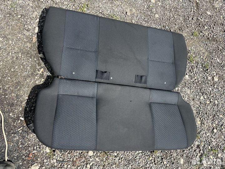 Сиденья задний ряд лада гранта седан